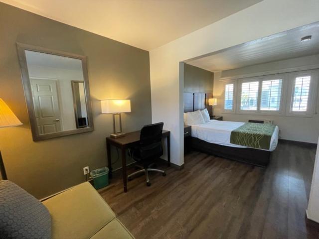 Hi View Inn & Suites 맨하탄비치 외부 사진