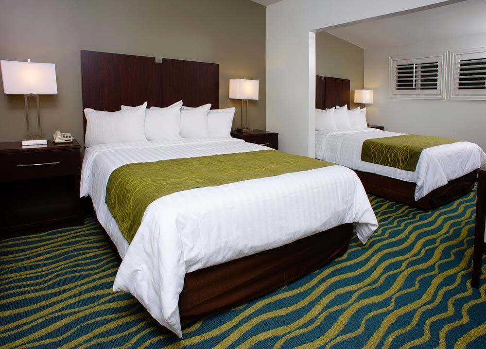 Hi View Inn & Suites 맨하탄비치 외부 사진